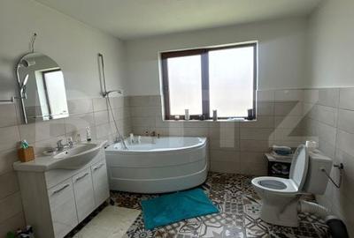 Casă cu 5 camere cu Teren 1000 Mp în Cetate - 8