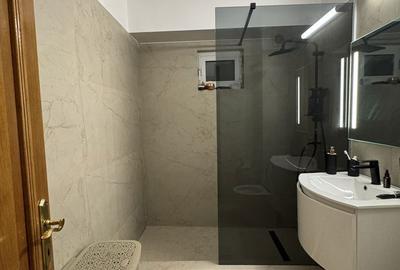 Apartament cu 3 camere decomandat în Calea București - 4