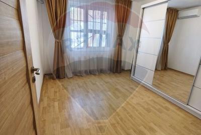 Apartament cu 3 camere semidecomandat, mobilat în Titan - 3