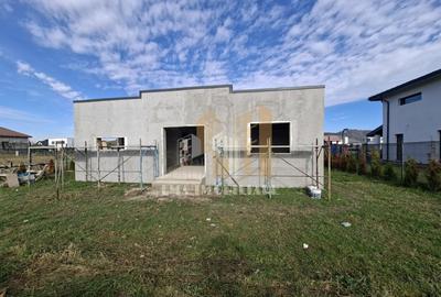 Casă individuală cu 4 camere cu Canalizare în Sânpetru - 18