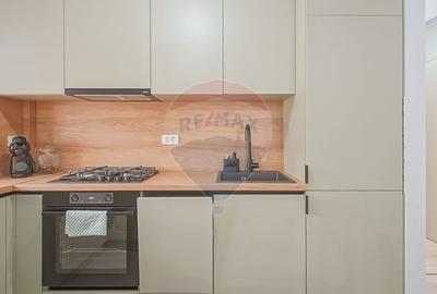 Apartament cu 2 camere semidecomandat în Tractorul - 6