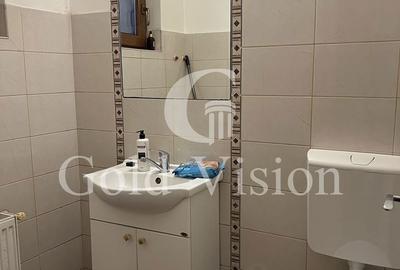 Casă cu 3 camere în Central - 1