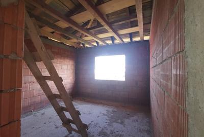 Casa noua cu etaj din caramida - 2