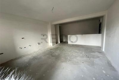 Apartament cu 3 camere decomandat în Orașul Nou - 8