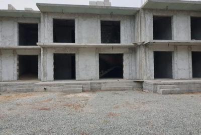 Casă cu 22 camere cu Teren 455 Mp în Central - 2