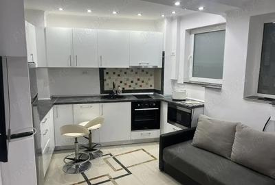 Garsoniera de inchiriat Ultracentral, langa Universitate - 1