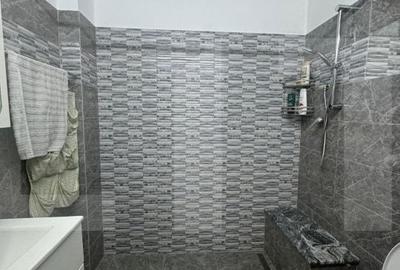 Casă cu 2 camere în Central