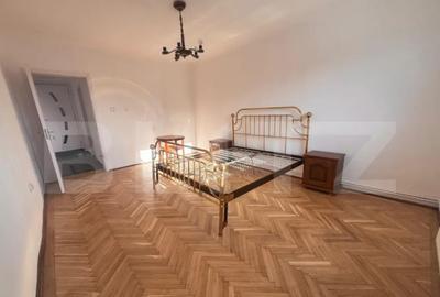 Casă cu 3 camere cu Teren 1000 Mp în Central - 8