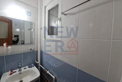 Apartament cu 4 camere decomandat în Pajura - 13