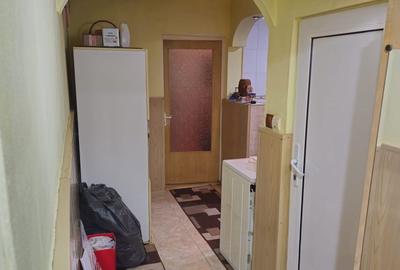 Apartament cu 3 camere nedecomandat în Ferentari - 3