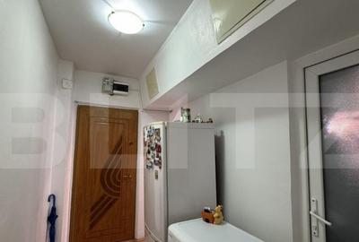 Apartament 3 camere, et. 1, Craiovi?a Noua - 1