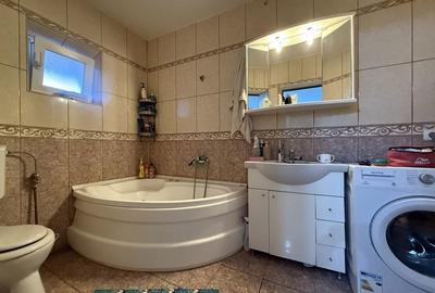 Casă cu 4 camere cu Teren 300 Mp în Nord - 1