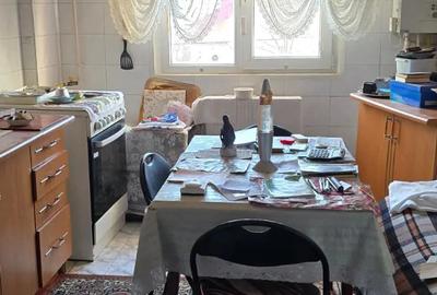 Apartament 2 camere Buhu?i, ultracentral (str. N.Balcescu), etaj 2 - 3