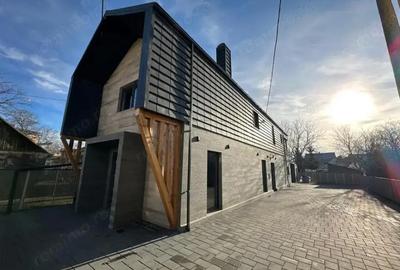 Casă cu 6 camere cu Teren 300 Mp în Rădăuți - 2