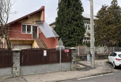 Spațiu comercial, de 35 mp, în Central - 12