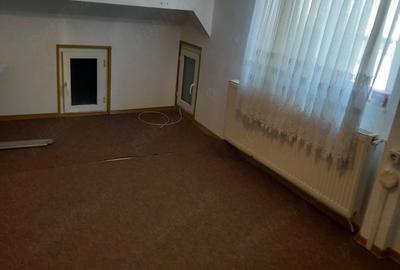 Garsonieră semidecomandată în Central - 5