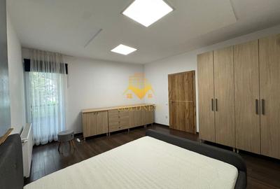 Apartament cu 2 camere semidecomandat, mobilat în Central