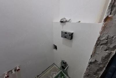 Spațiu comercial, de 59 mp, în P-ța Universității