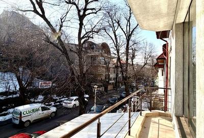 Casă cu 6 camere cu Canalizare în Cotroceni - 2