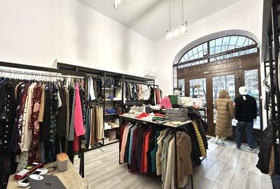 Afacere la Cheie, articole originale,  intrare stradală, zona Centrala - 1