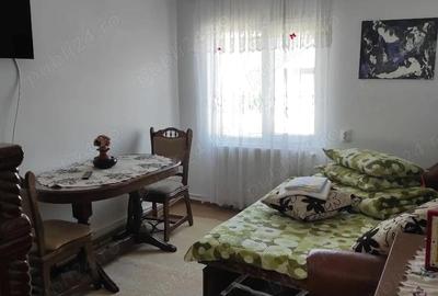 Casă cu Teren 609 Mp în Central - 1