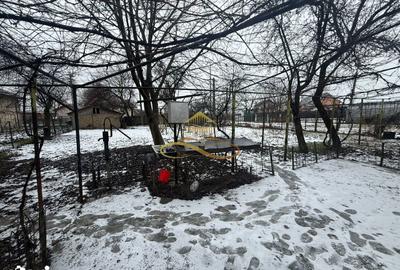 Casă cu 4 camere cu Teren 1000 Mp în Gherăiești - 2