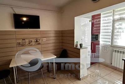 Apartament cu 3 camere decomandat în Canta - 3