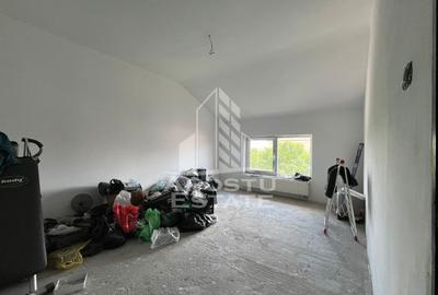 Casa invididuala cu 13 camere, situata in zona Mehala - 6