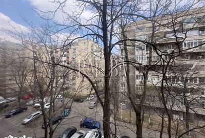Apartament cu 3 camere semidecomandat, mobilat în Vitan - 17