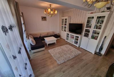 Apartament cu 3 camere de vanzare in zona Primo - 2