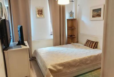Apartament cu 3 camere decomandat în Central - 16