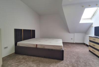 Apartament cu 4 camere decomandat, mobilat în Schei - 3