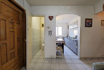 Apartament cu 4 camere, decomandat, etaj 2 din 4, Manastur - 10