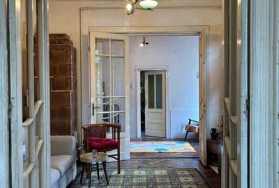 Casă cu 3 camere cu Teren 200 Mp în Parcul Carol - 2