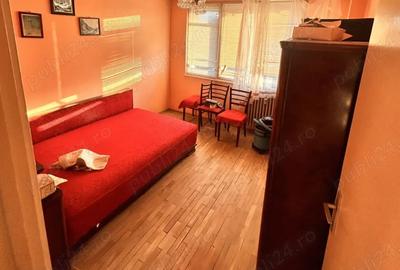 Apartament de vanzare - 3