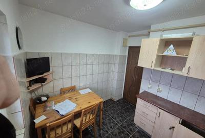 Apartament cu 3 camere decomandat în Dorobanți 1 - 7