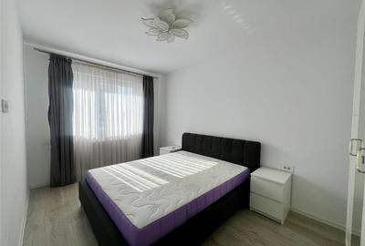 Apartament cu 2 camere decomandat, mobilat în Tractorul - 5
