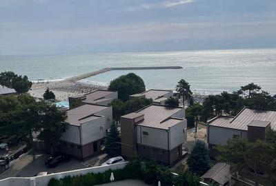 Apartament cu 3 camere decomandat în Exterior Sud