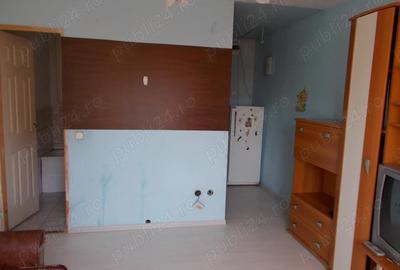 Inchiriere Camera de Camin etajul 4 din 4, suprafata 20 mp., mobilata si utilata, str. Celulozei - 7
