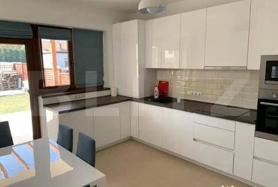 Casă cu 5 camere cu Teren 495 Mp în Câmpului