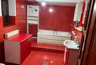 Casă cu 4 camere cu Teren 150 Mp în Central - 2