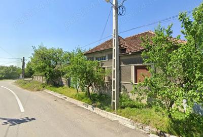 Casă cu 2 camere cu Teren 1500 Mp în Căpâlna - 3