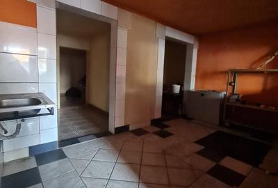 Casă cu 9 camere cu Canalizare în Nord-Vest - 6