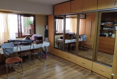 DECEBAL, STRADAL - 3