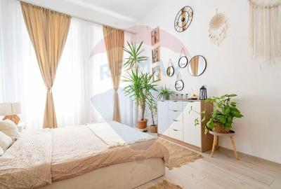 Apartament cu 2 camere decomandat în Central - 1
