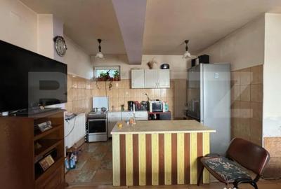 Casă cu 4 camere cu Teren 900 Mp în Central - 6