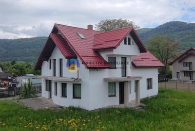 Casă individuală cu 4 camere cu Teren 808 Mp în Tarcău - 3