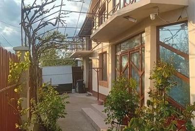 Casă cu Teren 300 Mp în Central - 6