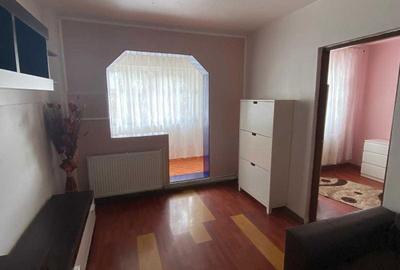 Apartament cu 2 camere semidecomandat în Vest