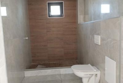 Casă cu 4 camere în Turcheș